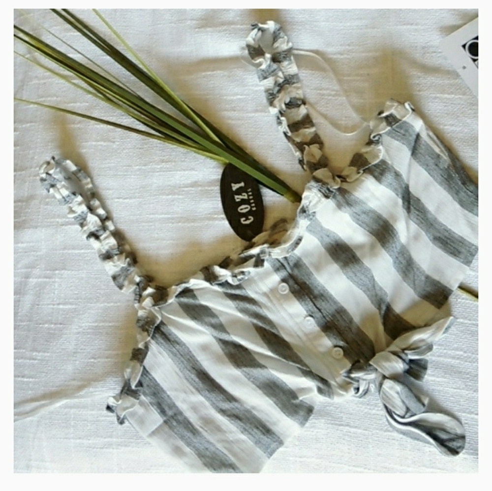 SALE NEW Bottom Down Crop Top